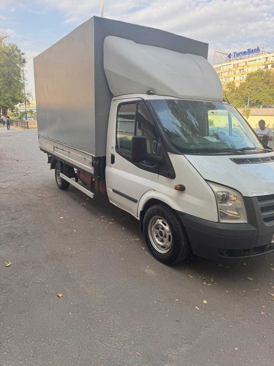 Ford transit 2010