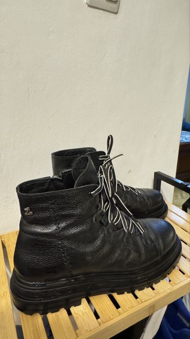 cizme din piele în stare excelentă,40