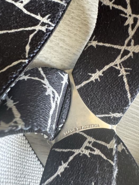 Bretele deosebite, de caliate, sarma ghimpata