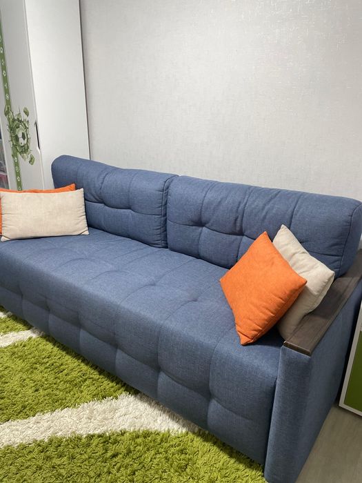 Продам диван в отличном состоянии