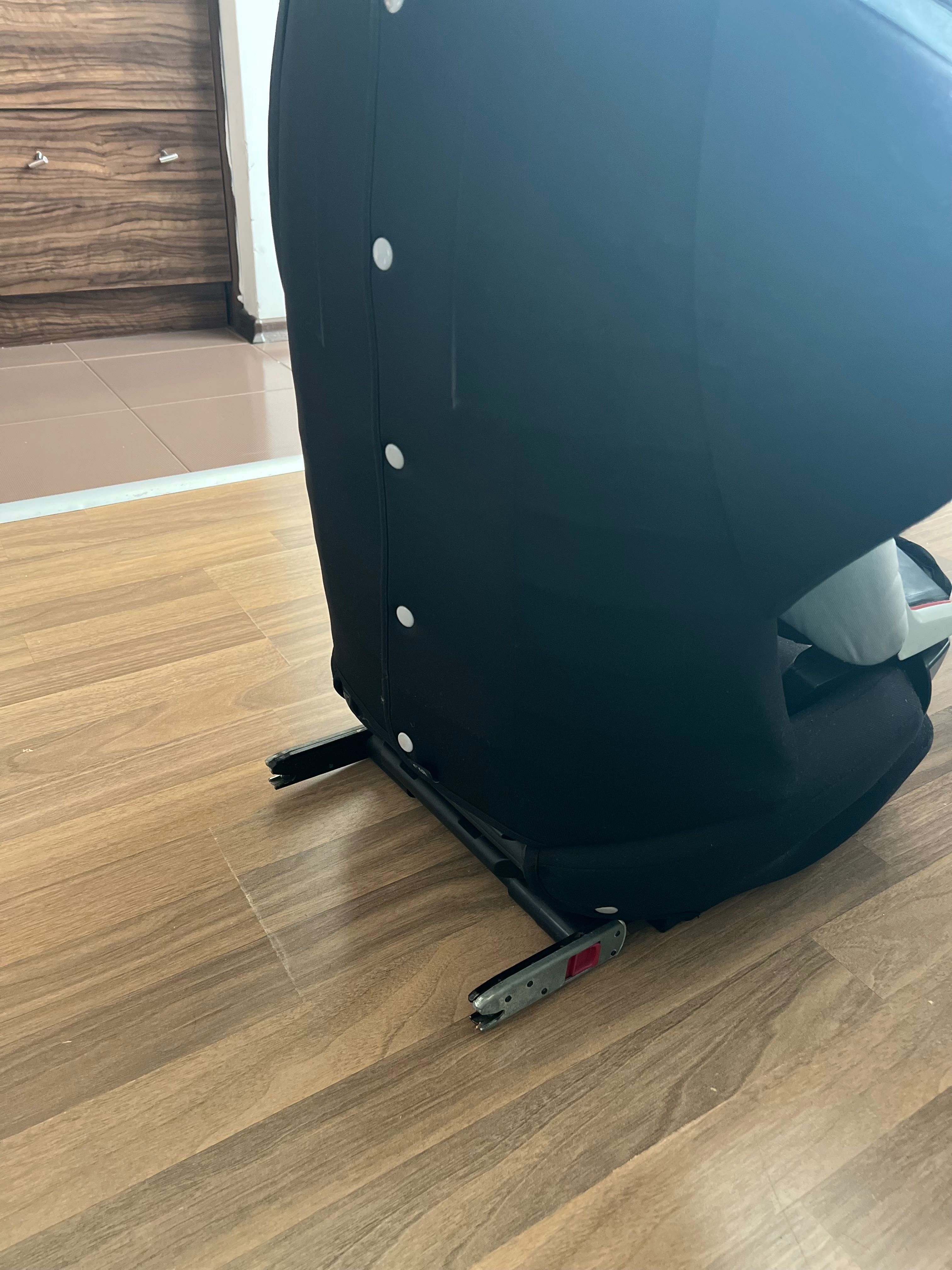 Стол  “Cybex” за кола