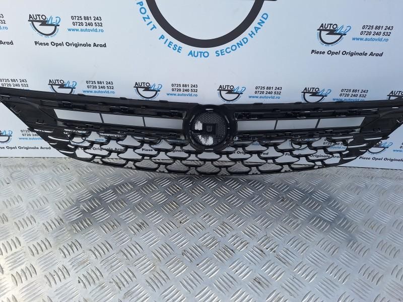 Grila radiator Opel Astra K