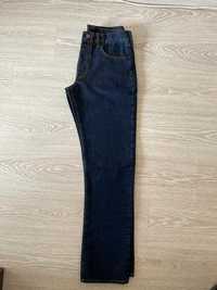 Vand blugi barbat marimea 33-34