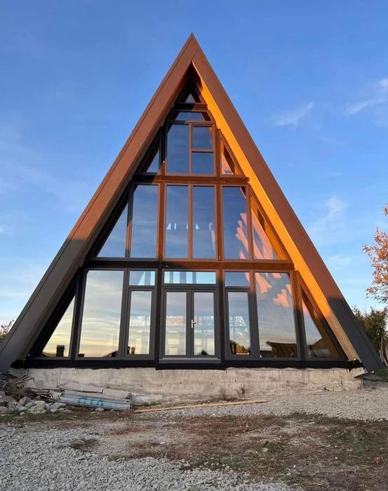 Cabane din lemn masiv diferite dimensiuni