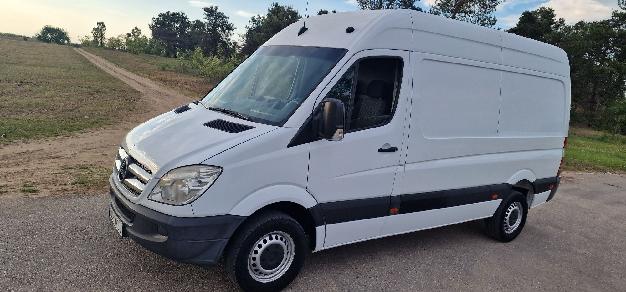 Mercedes-Benz sprinter