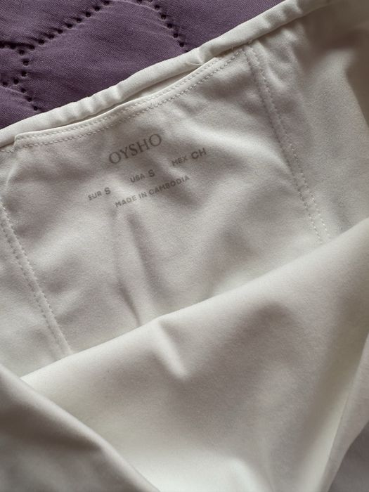 Бял клин на Oysho