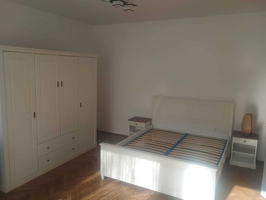 Casă de închiriat 160 m2 str Lunga Brasov - singur in curte