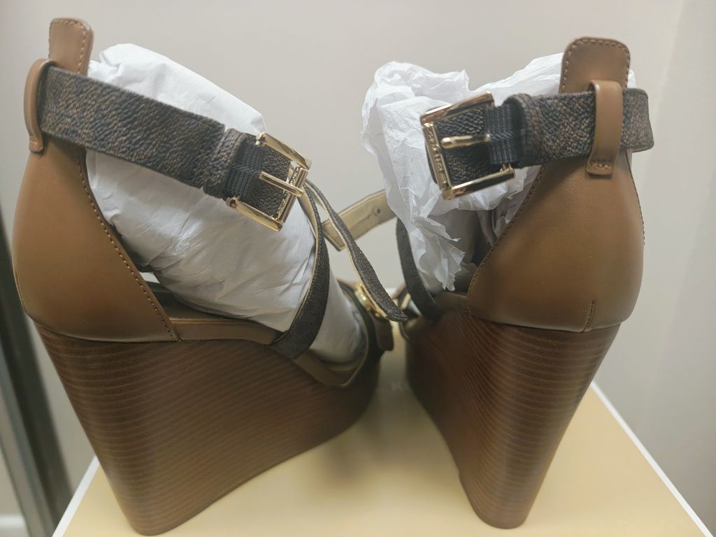 Sandale Michael Kors, culoarea Carmen Wedge,