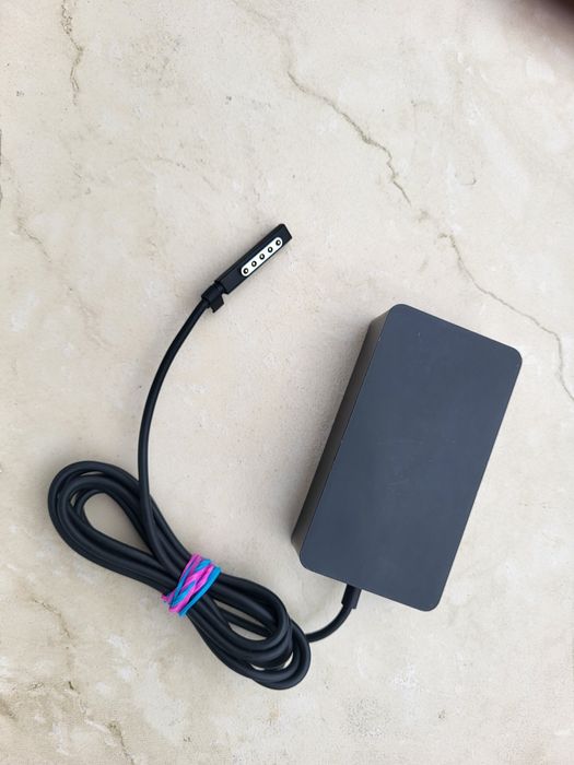 Alimentator Microsoft model 1536 12V 3,6A