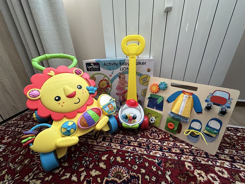 Лот играчки за бебе