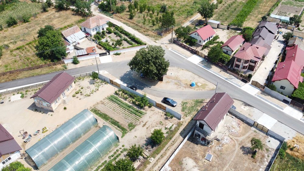 Teren intravilan zona lacului Geormane, sat Prunet