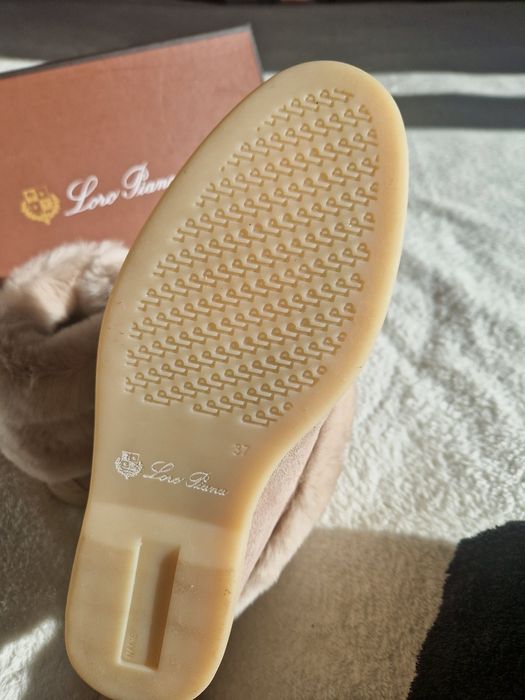 Боти естествен косъм loro piana