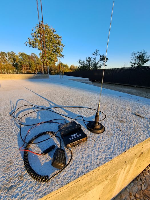 Vând statie cb INTEK