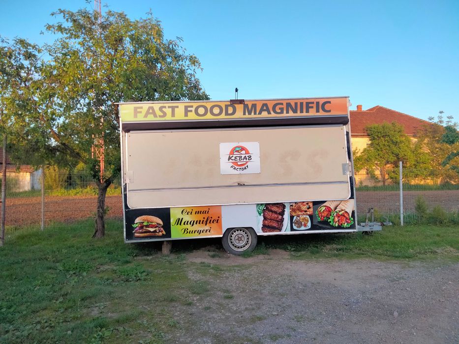 Remorca fast-food