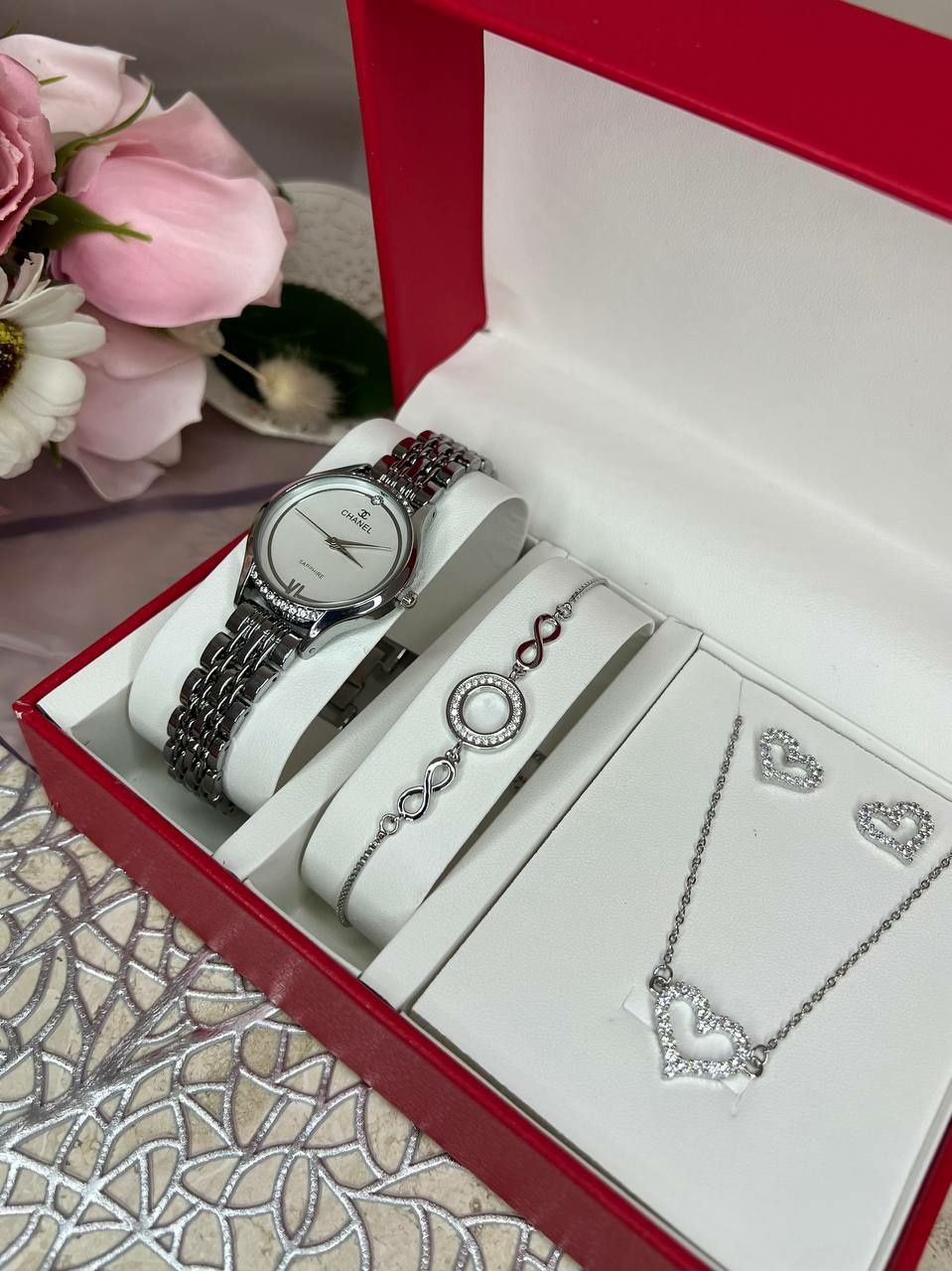 Женские часы,На 8 март,Подарки,Пандора,Pandora,Chanel,Подарочный набор