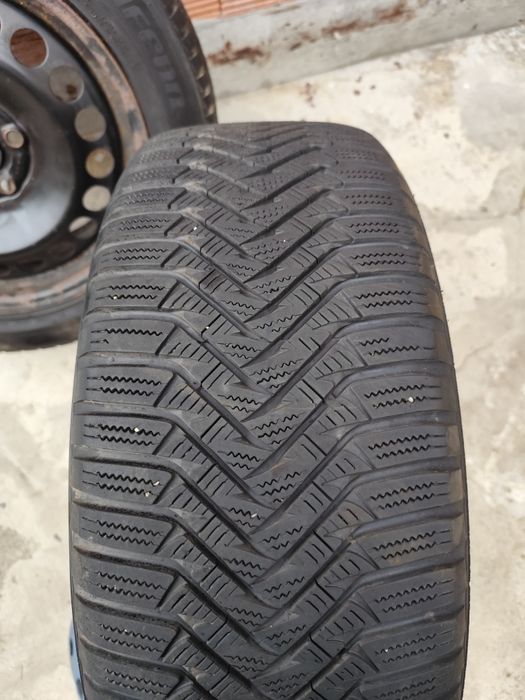 Гуми с подарък джанти и тасове за Opel Astra/Insignia