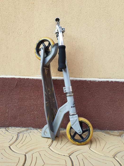 Trotineta pliabila Firefly