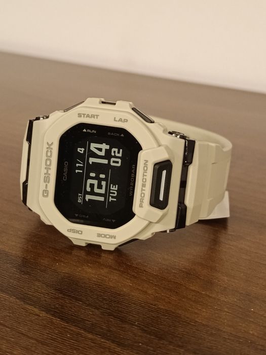 Casio GBD-200UU-9ER; ORIGINAL, sigilat.