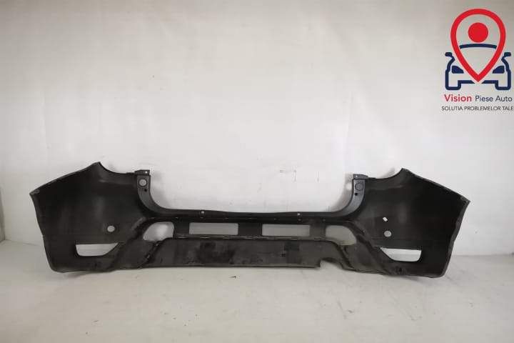 Задна броня Оригинална С 4 Сензора И Орнаменти В Добро Състояние Дачия