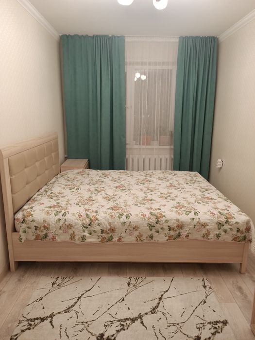 Продам спальный гарнитур