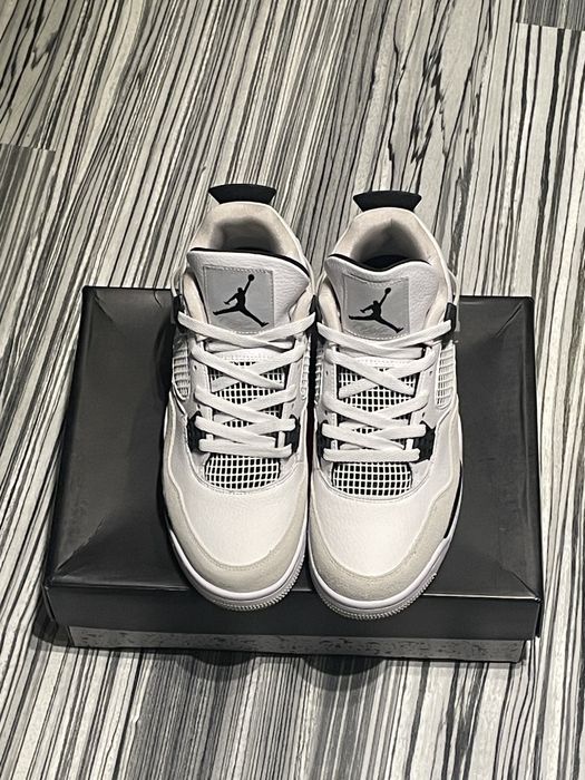 Jordan 4 Military Black 43