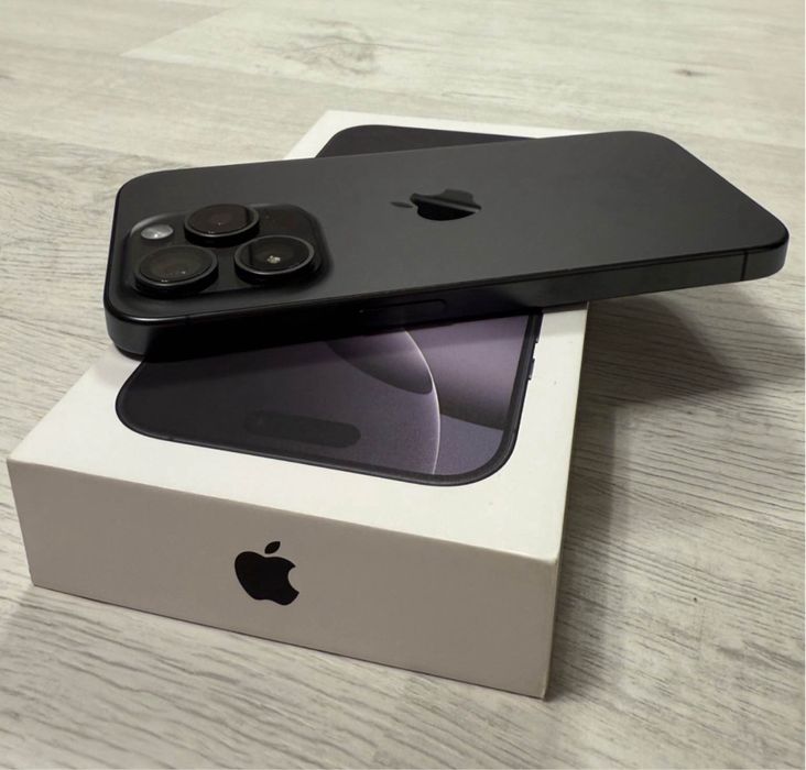 iPhone 16 PRO MaX cu 100% Bateria