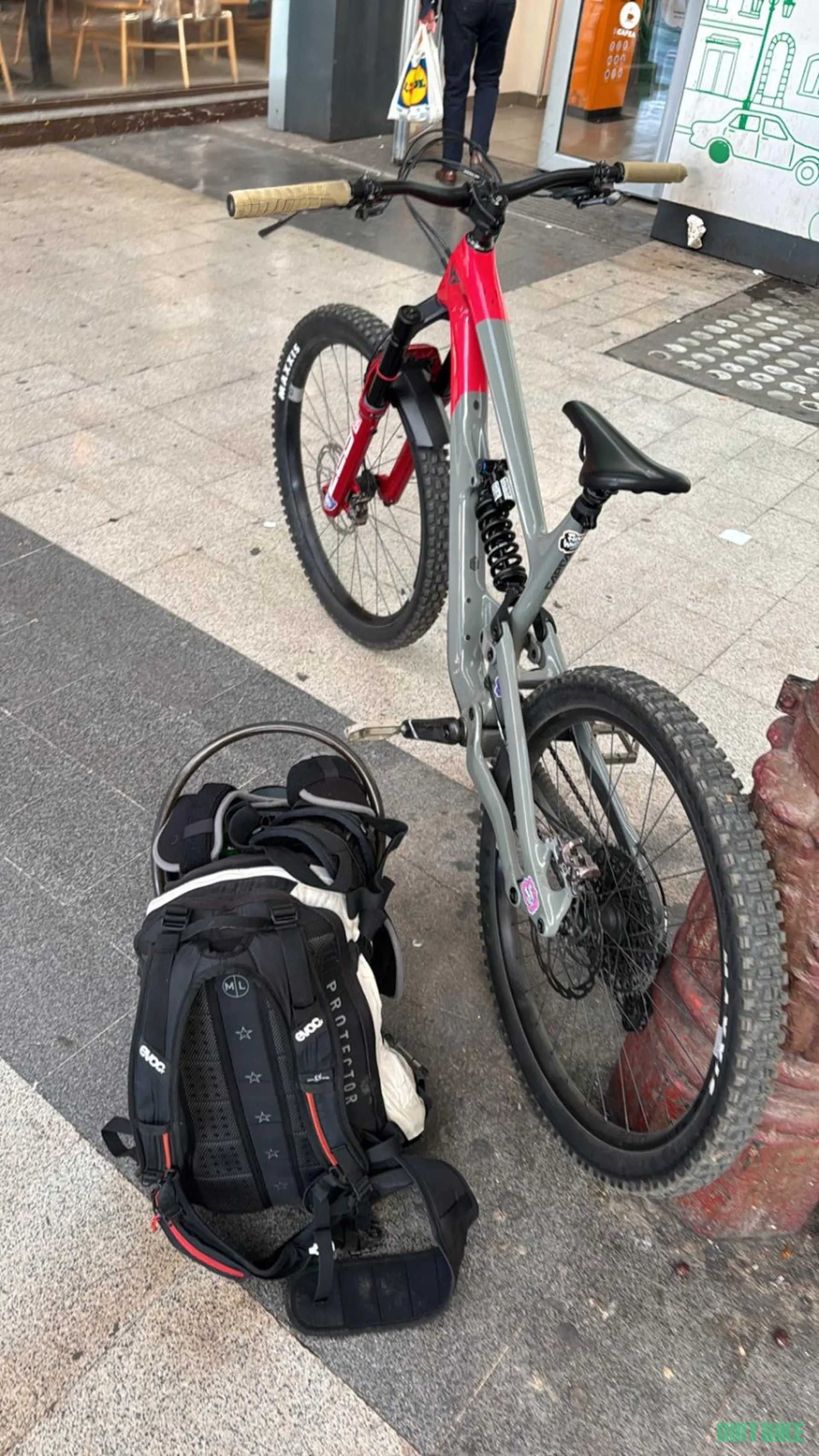Vand cadru MTB Enduro YT Capra Uncaged 10 CF