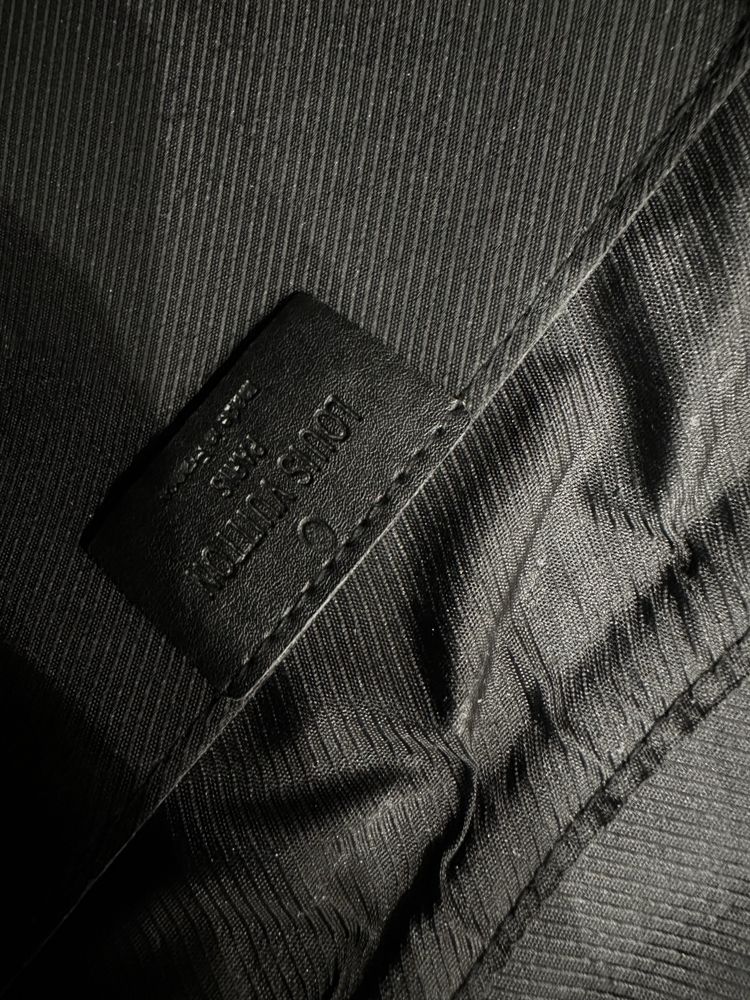 Мъжка чанта Louis Vuitton