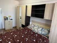 Vand apartament cu 2 camere decomandat ,etaj 4,ap 19