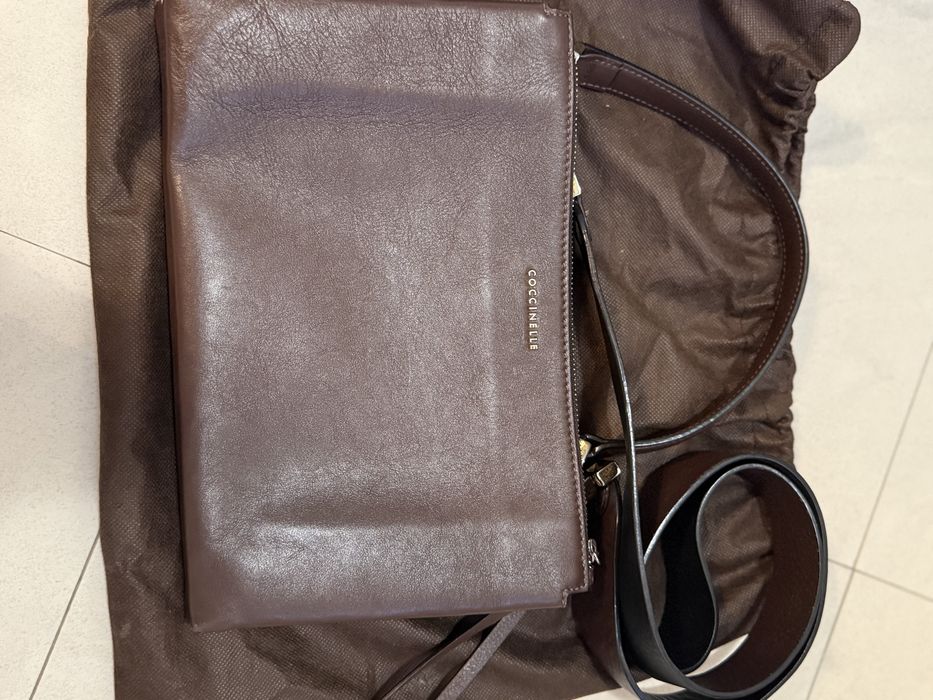 Кожена чанта Coccinelle Arlettis– оригинал