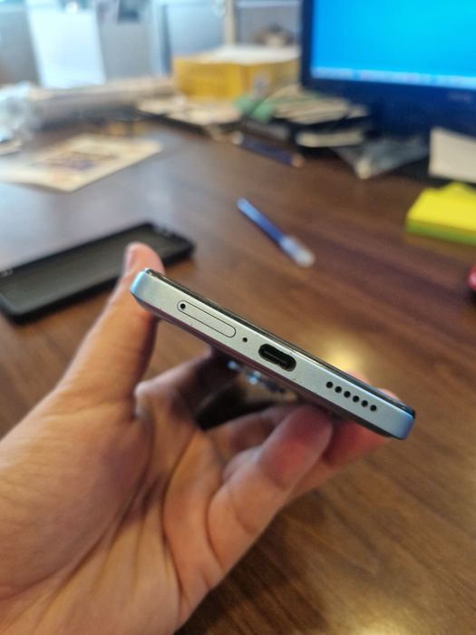 Xiaomi note 12 pro + și căști Xiaomi Mi 2