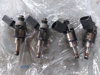 Set 4 injectoare cu rampa injectie AUDI A6 C6 4F 2.0 TFSI BPJ