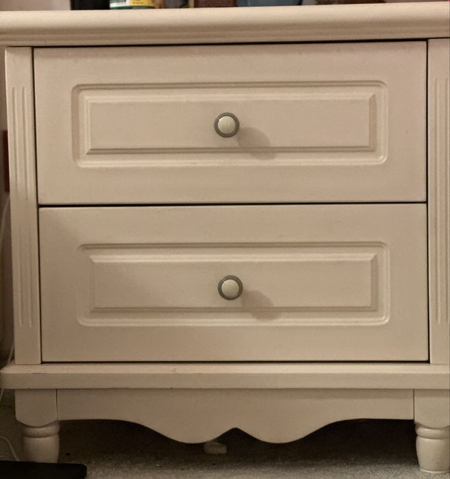 VÂND MOBILIER din Anglia pentru fetiță