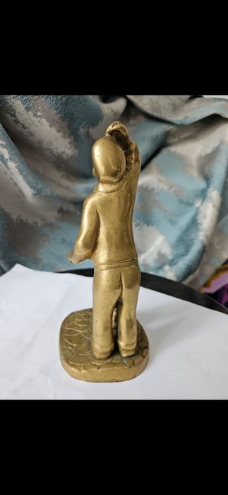 Statueta batran și caine din bronz