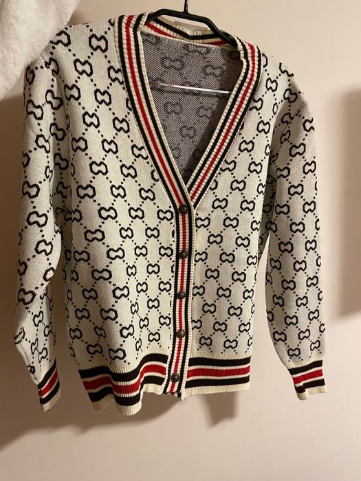 Жилетка с модерен принт