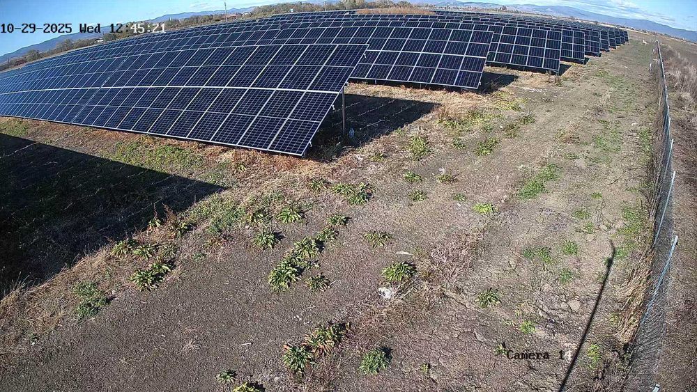 Parc  fotovoltaic 5MW finisat si racordat la retea