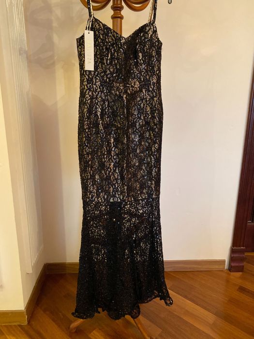 Распродажа! Шикарное кружевное вечернее платье