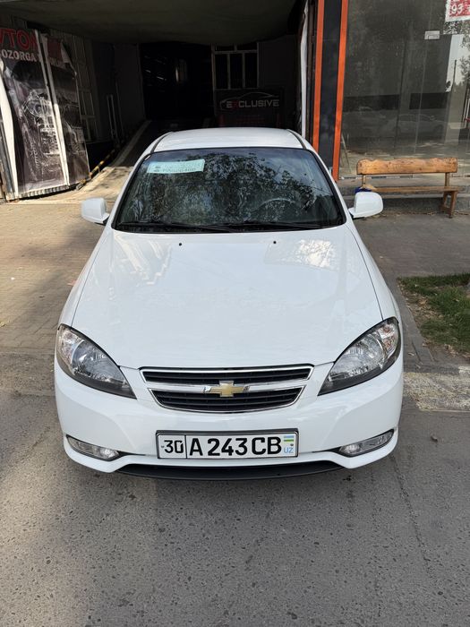 Gentra avtamat 400 km yurgan