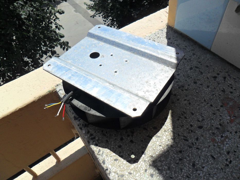 Вентилатор от климатична инсталация 12 волта