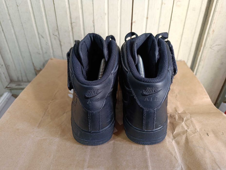 ''Nike Air Force 1 Mid Black''оригинални мъжки маратонки 43 номер