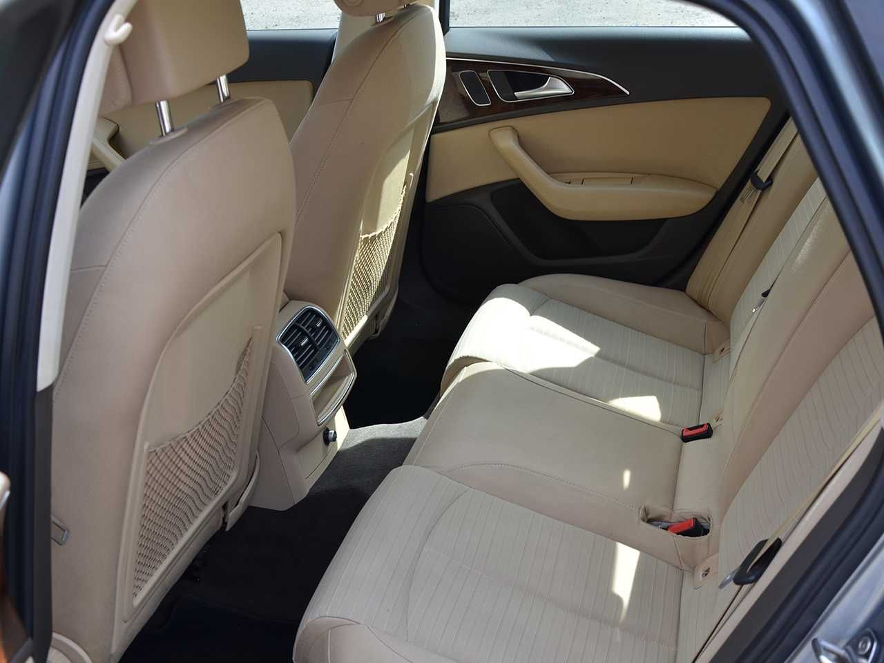 AUDI A6  декабрь 2011