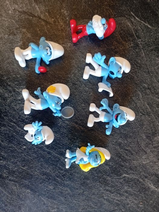 Ștrumfi Kaufland - doar cei din imagine îi avem