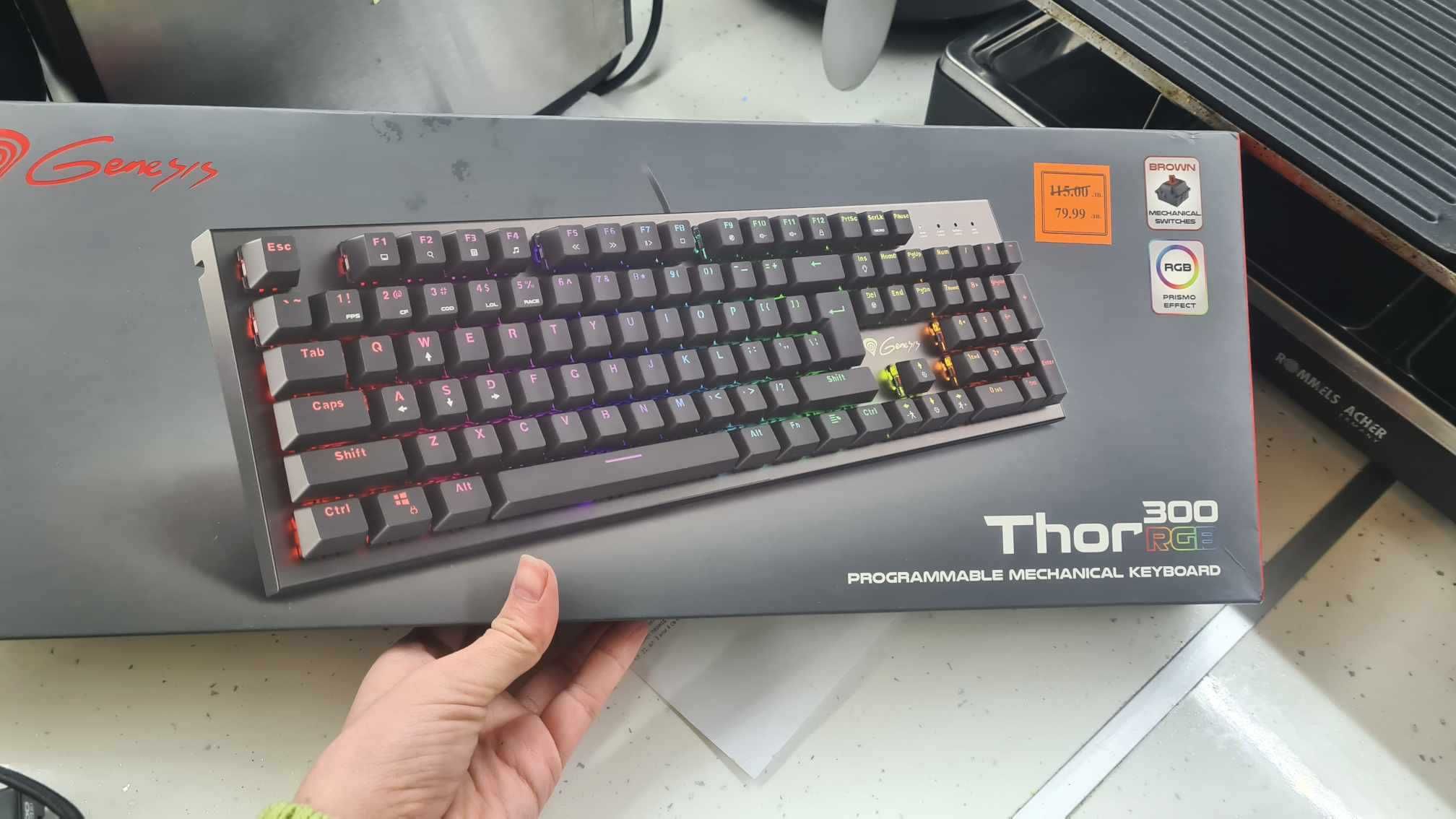 Механична клавиатура ,Genesis-Thor 300, Outemu Brown Switch.