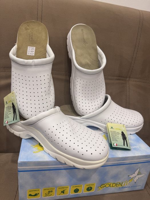 Медицински работни чехли от естествена кожа