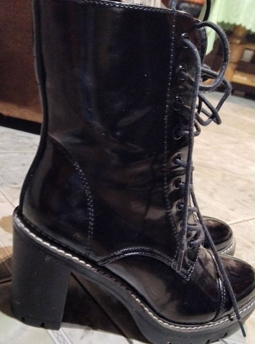 Ботуши 36 номер женски