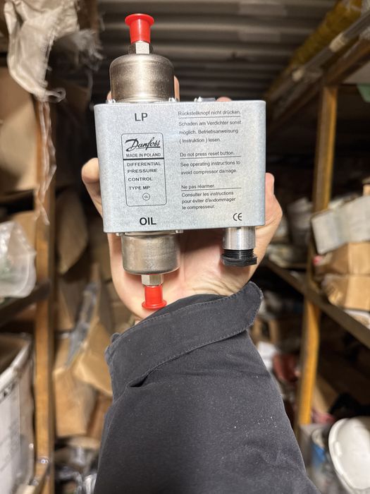 Реле перепада давления масла MP54 danfoss