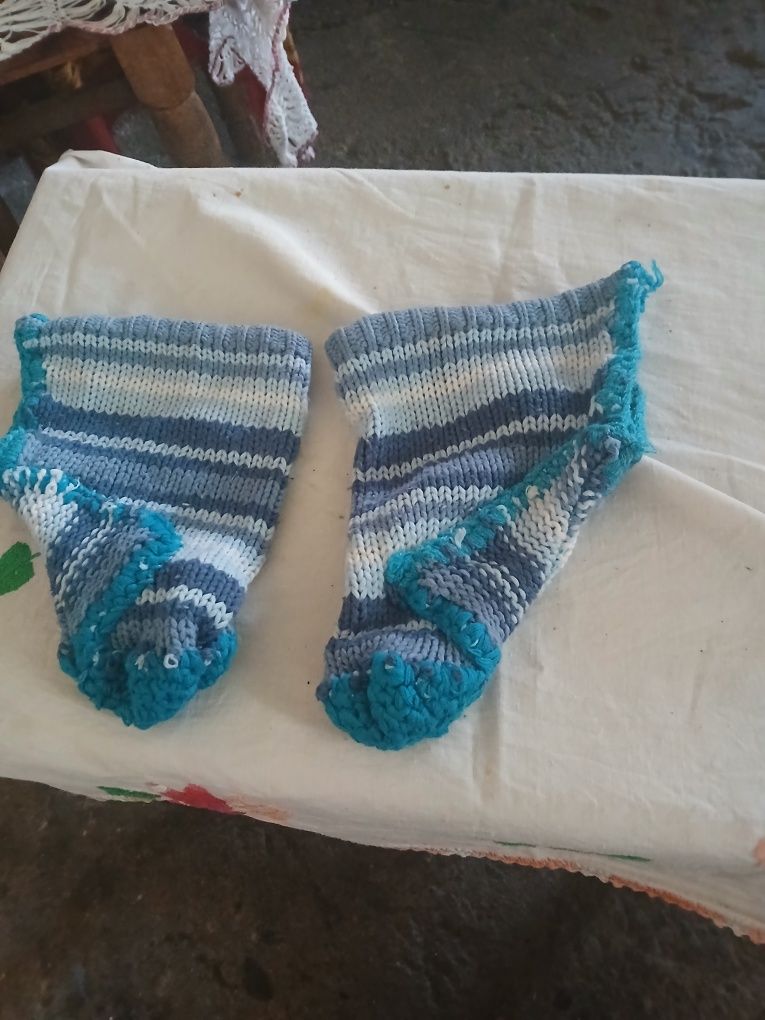 Vad papuci tricotati