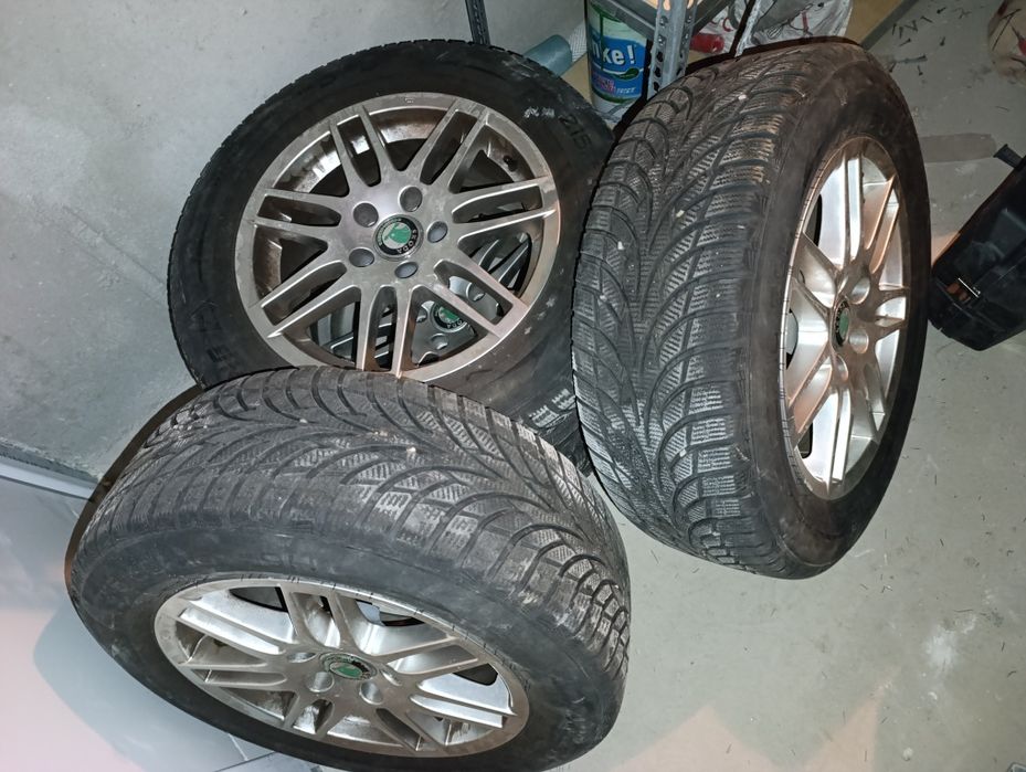 Jante Skoda  cu cauciucuri de iarnă pe 16