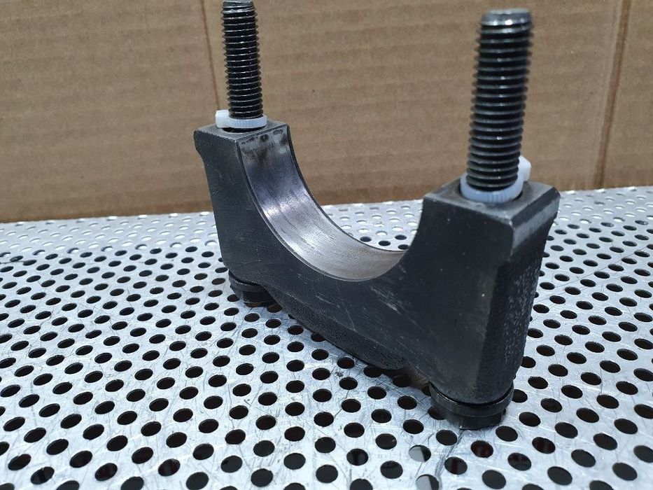 Capac palier numarul 4  VOLKSWAGEN GOLF V 1K1 2003 - 2009 2.0 TDI 16V BKD 2GG2