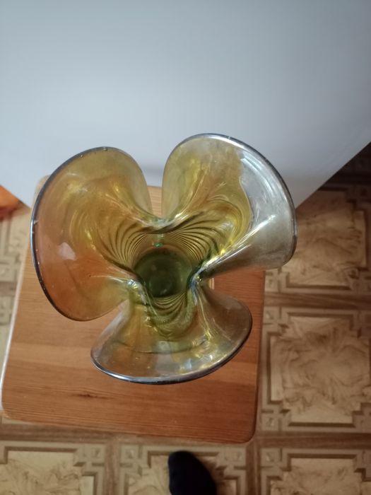 Ваза для цветов в отличном состоянии